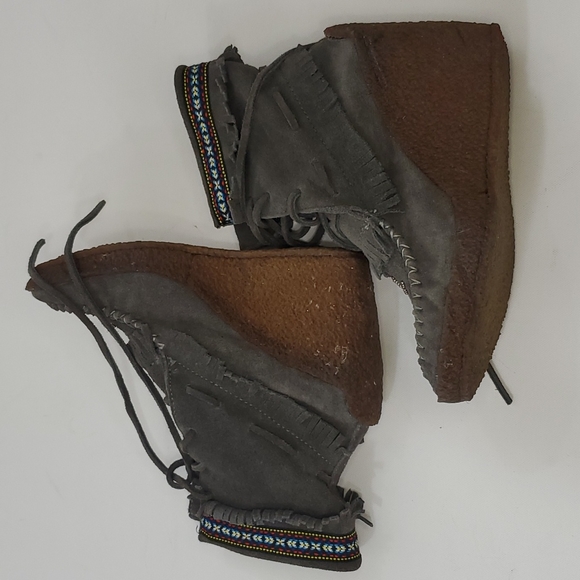 Ziginy Grizzleez Helen Gray leather suede Moccasin wedges women's size 7 - Picture 4 of 15